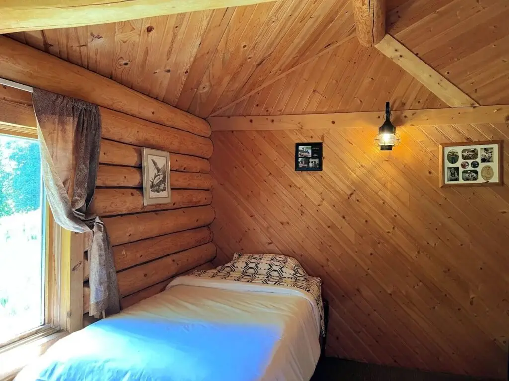 standard size wilderness cabin Standard size cabins at tal-adventures lodge